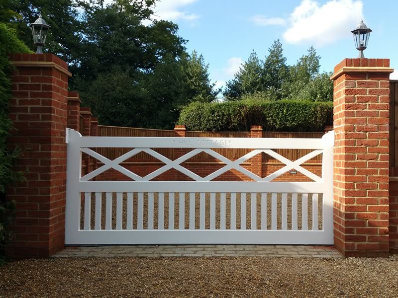 Windsor painted gate white